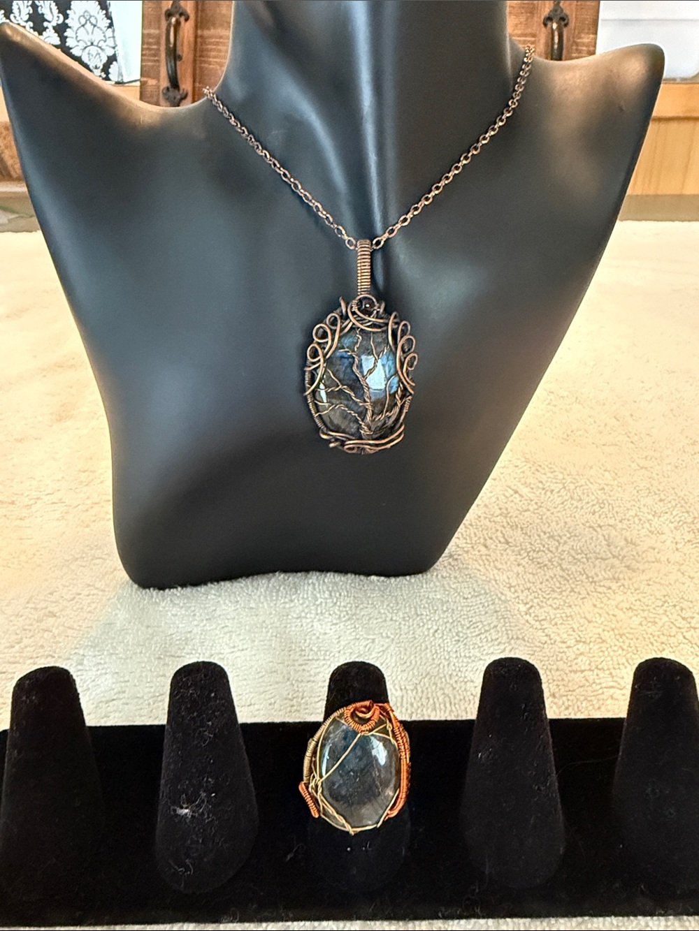 Artisan Labradorite Wire-Wrapped Pendant Necklace in Bronze w/Coordinating Ring